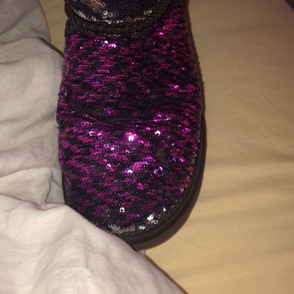 Ugg Boots - Picture 6 of 6